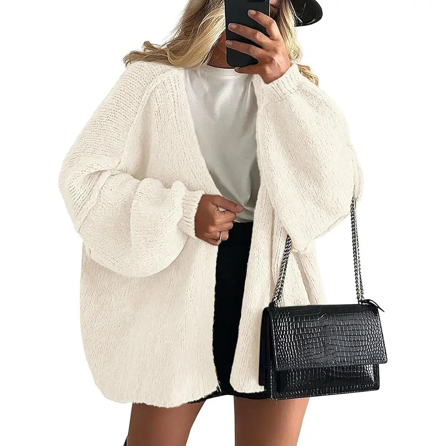 Nuvola Oversized Cardigan in White