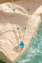 Marea wave necklace detail