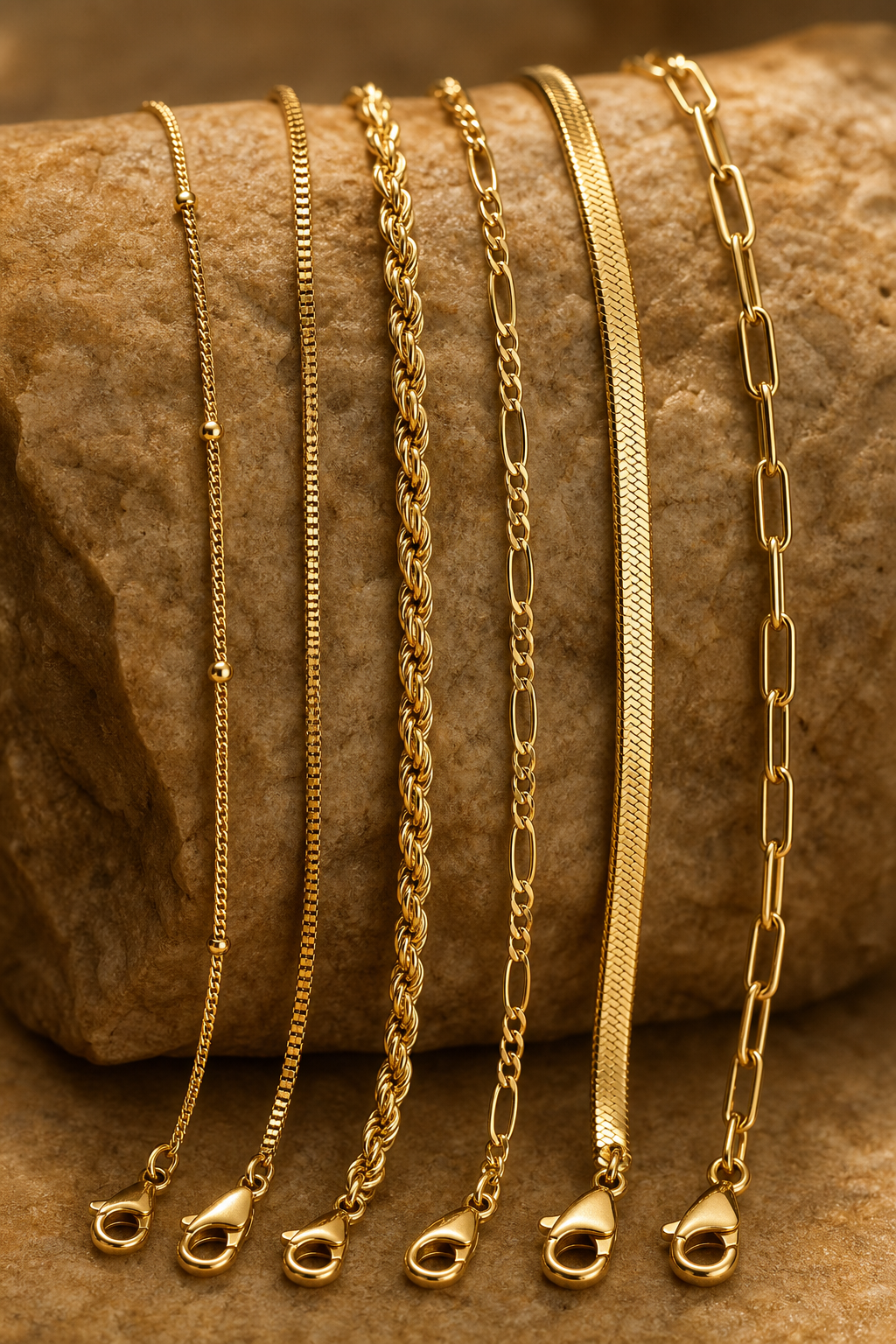 Macro of the six thin gold chains