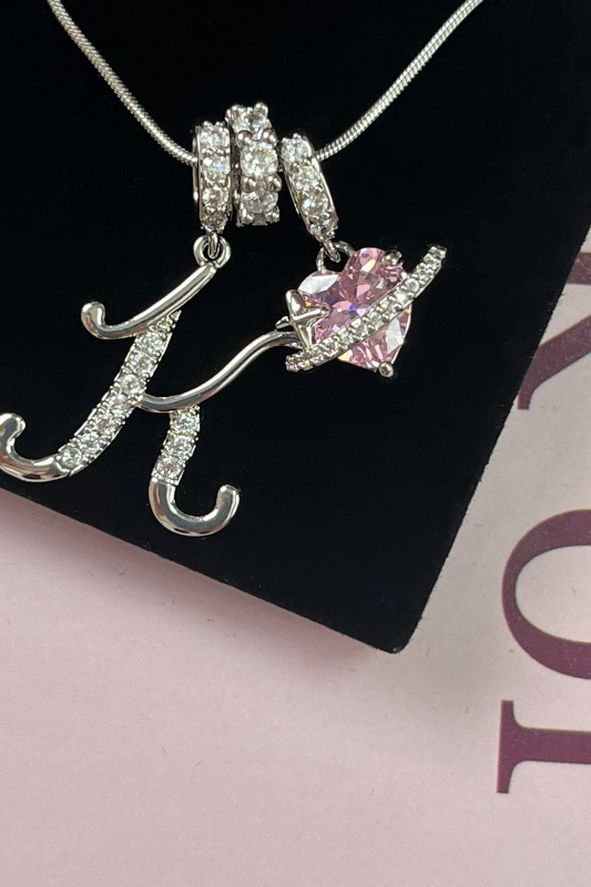Cifra initial necklace letter K