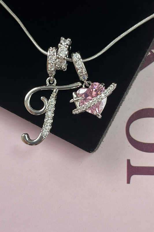 Cifra initial necklace letter T